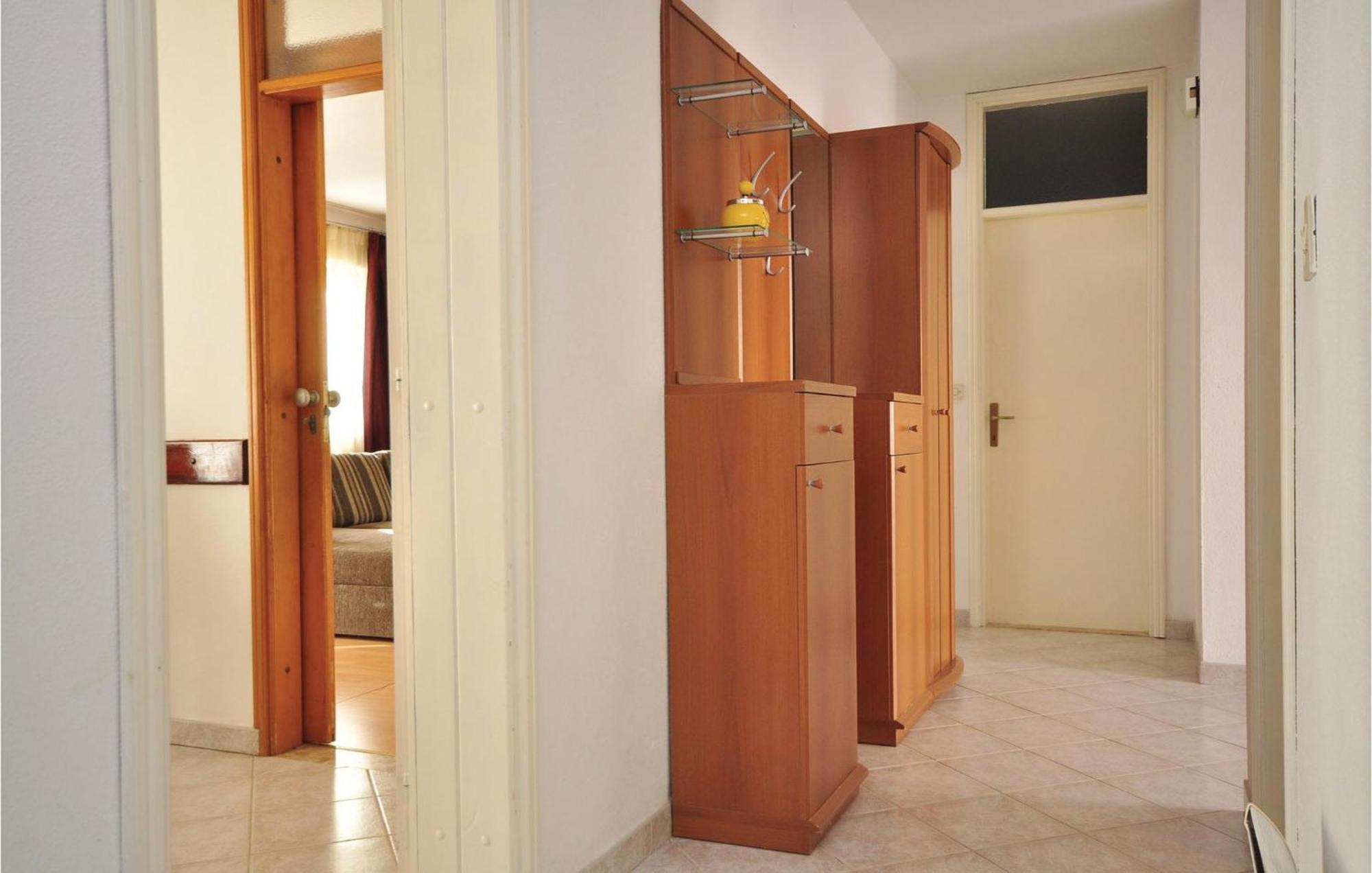 3 Bedroom Awesome Apartment In Pucisca Dış mekan fotoğraf